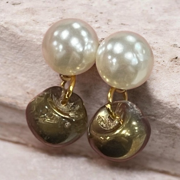 Handmade Jewelry - Faux Pearl and Gold Bead Drop Earrings